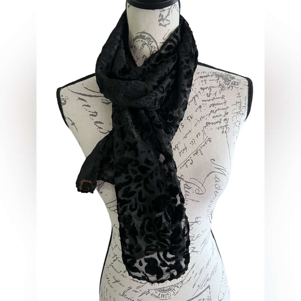 Elegant Black Velvet Scarf